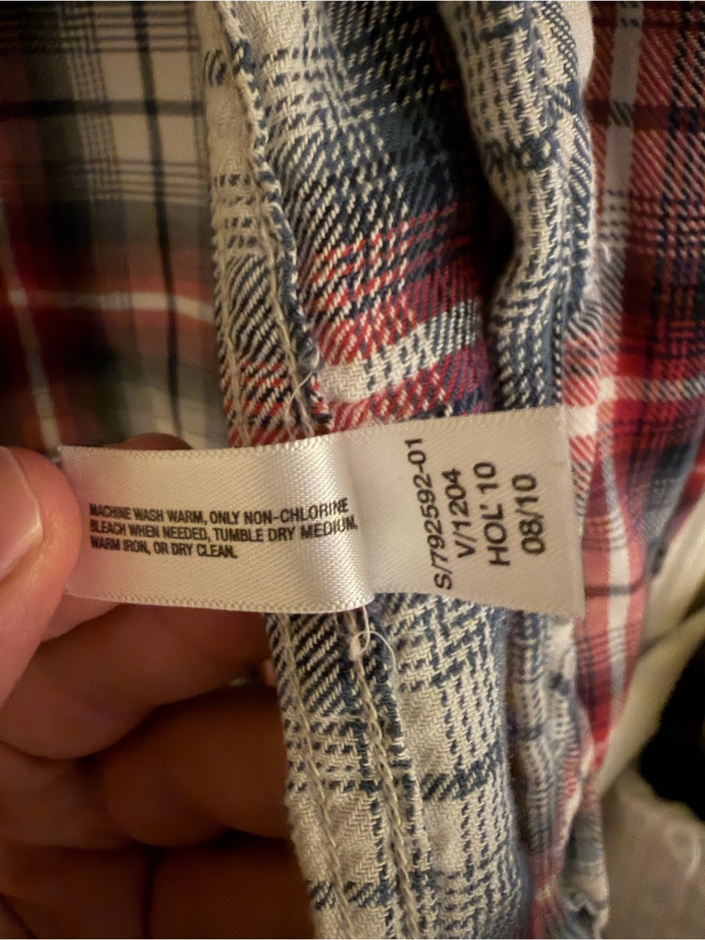 GAP Men's Red and Blue Plaid Button-Down Shirt - Picture 5 of 6